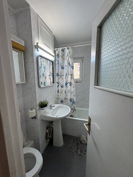 Dorobanti, Colegiul National I. L Caragiale,