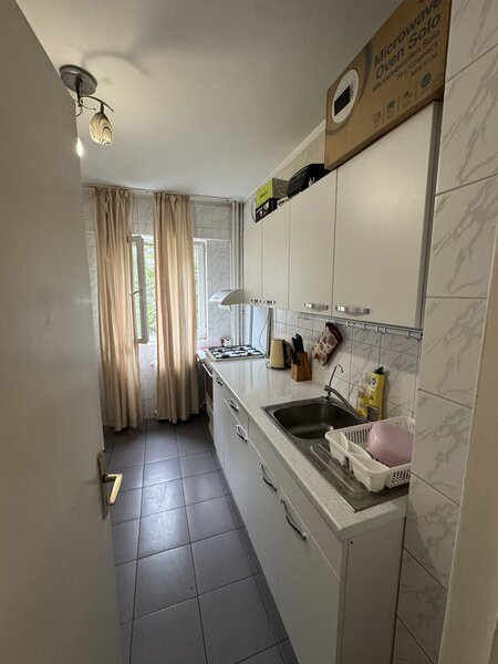 Dorobanti, Colegiul National I. L Caragiale,